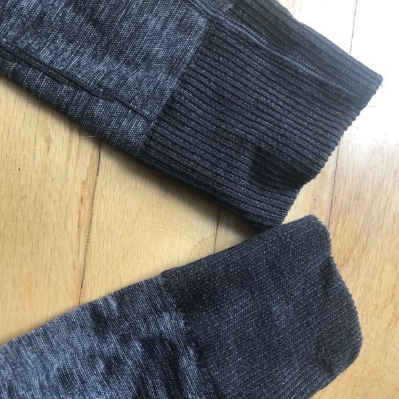 Lululemon Size 4 - Picture 5 of 8